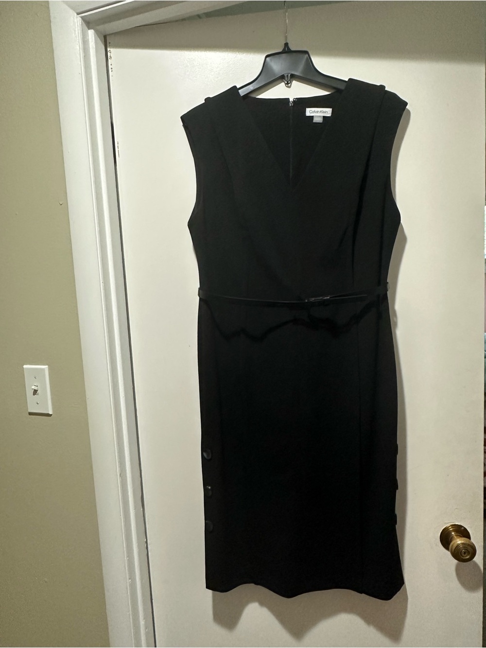 Calvin Klein Black Sleeveless V-Neck Sheath Dress with Slim Waist Belt